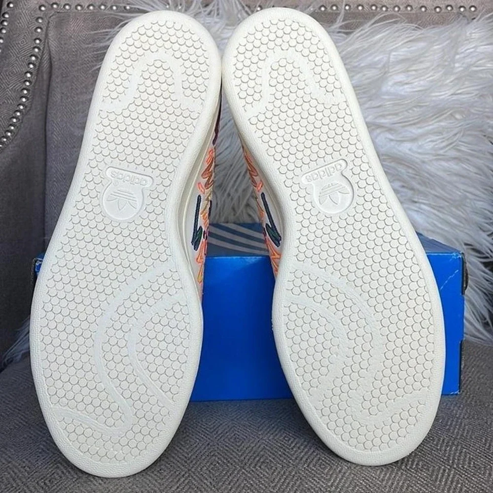 Adidas Stan Smith Pride Sneakers - Picture 7 of 8